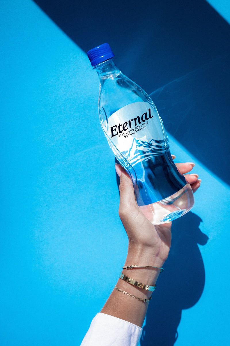 What Makes Bottled Water Taste Clean? | Eternal Water